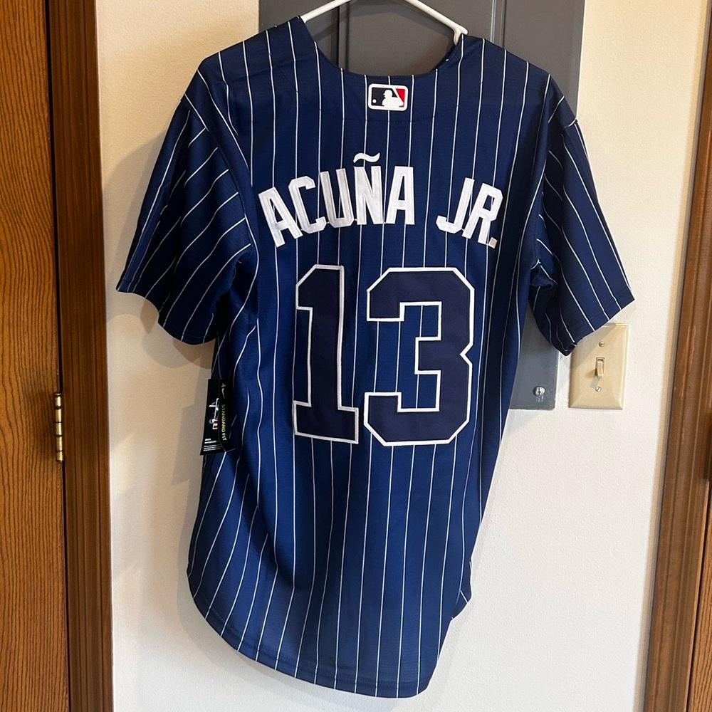 Brand New Ronald Acuna Jr. Jersey Atlanta Braves Adult Large Stitched
